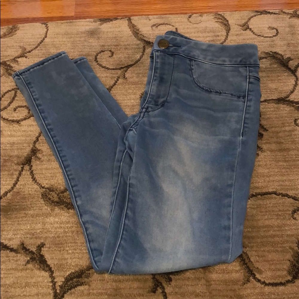 American Eagle women’s jeggings